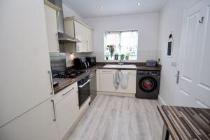 Kitchen- click for photo gallery